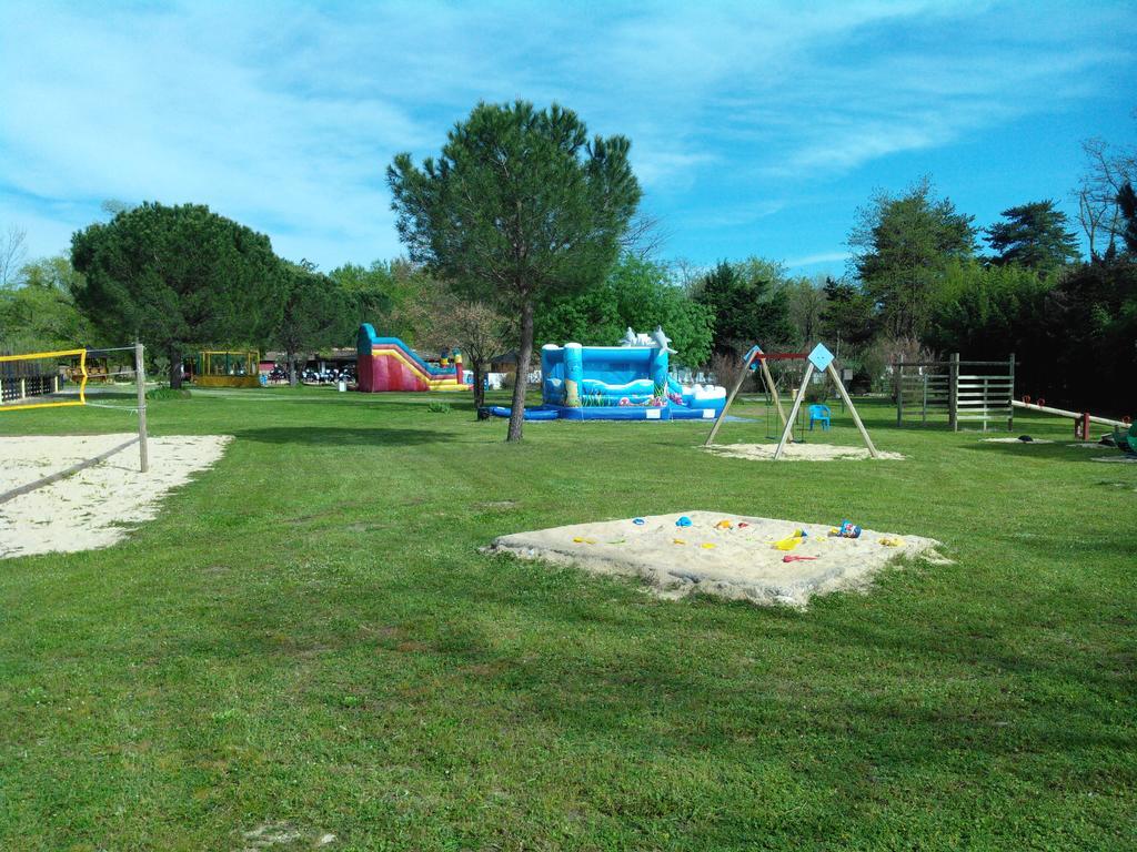 Camping Le Fief D'أندوز المظهر الخارجي الصورة