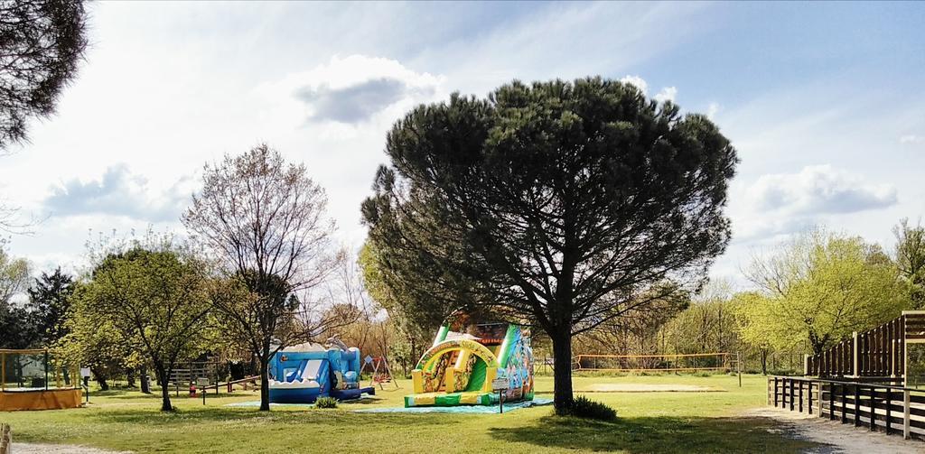Camping Le Fief D'أندوز المظهر الخارجي الصورة