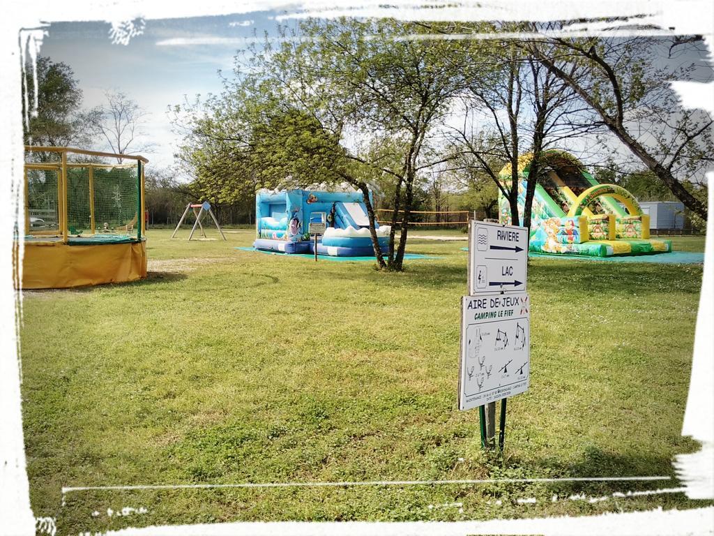 Camping Le Fief D'أندوز المظهر الخارجي الصورة